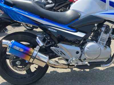 Suzuki GSR250