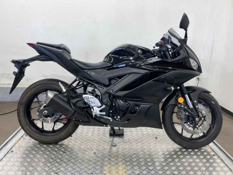 Yamaha YZF-R25 2020