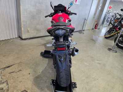 Honda CBR400R 2022