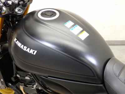 Kawasaki Z900RS SE 2025
