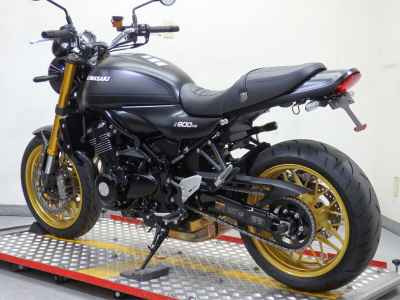 Kawasaki Z900RS SE 2025