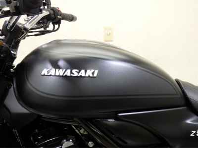 Kawasaki Z900RS SE 2025