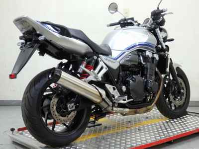 Honda CB1300SF 2023