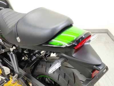 Kawasaki Z900RS Cafe 2025