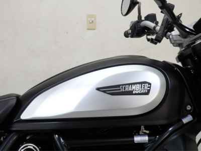 Ducati Scrambler Icon 2021