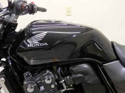 Honda CB400SF 2021