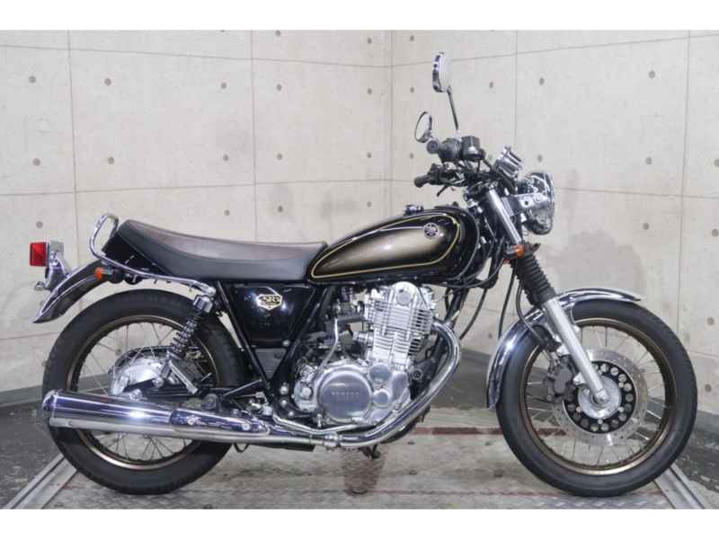 Yamaha SR400 2021
