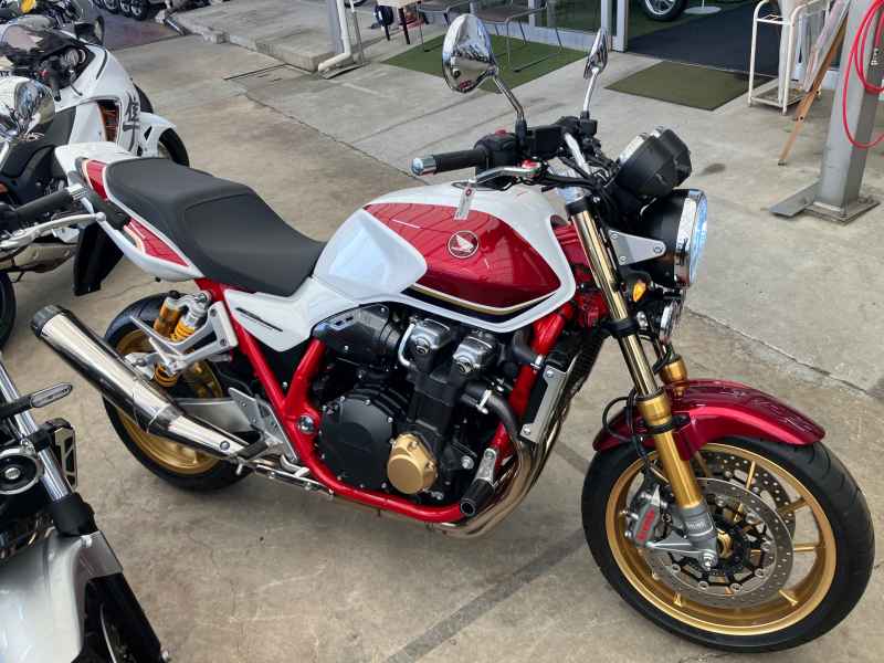 Honda CB1300SF 2024