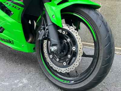 Kawasaki Ninja 400 2025