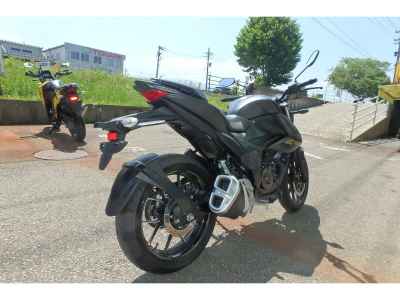 Suzuki Gixxer 250SF