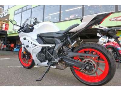 Yamaha YZF-R7 2024