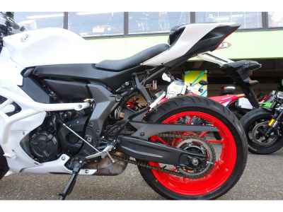 Yamaha YZF-R7 2024