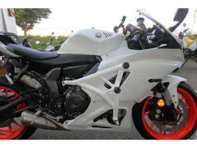 Yamaha YZF-R7 2024