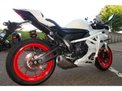 Yamaha YZF-R7 2024