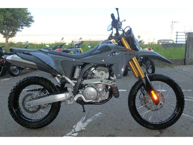 Suzuki DR-Z4S 2026