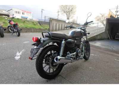 Honda CB350F 2023