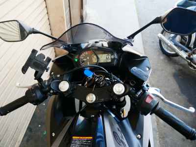 Yamaha YZF-R25 2016