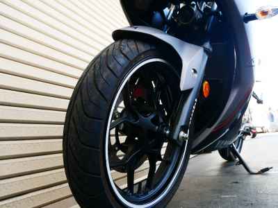 Yamaha YZF-R25 2016