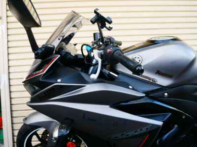 Yamaha YZF-R25 2016