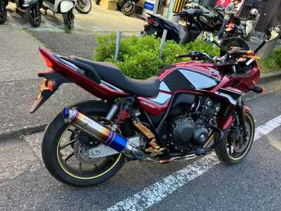 Honda CB400 Super Boldor 2021