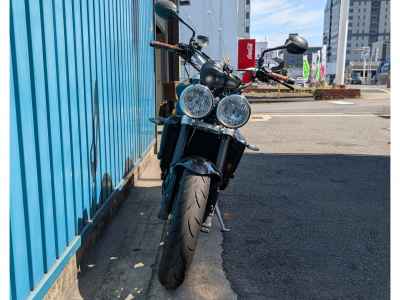 Triumph Street Triple R 2010