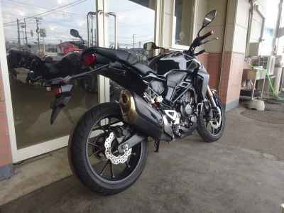 Honda CB250R 2019