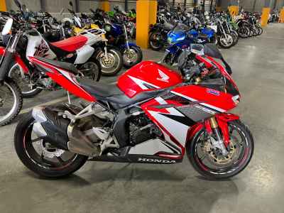 Honda CBR250RR 2017