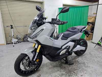 Honda X-Adv 750 2025