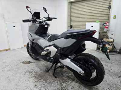 Honda X-Adv 750 2025