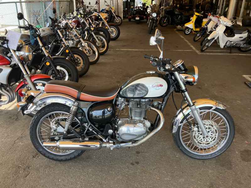 Kawasaki Estrella