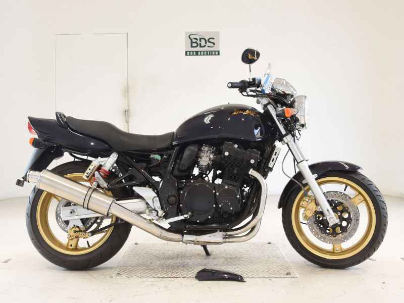 Suzuki GSX400 Inazuma
