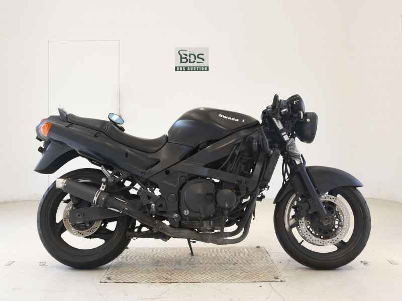 Kawasaki ZZR400 2005