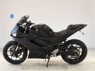 Yamaha YZF-R25 2020
