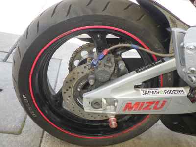 Suzuki GSR400 2006