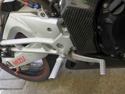 Suzuki GSR400 2006
