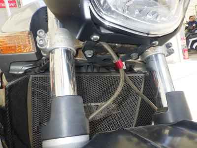 Suzuki GSR400 2006