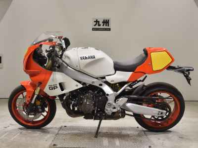Yamaha XSR900 GP 2024
