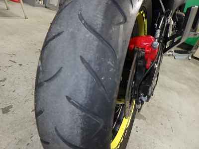 Suzuki GSR400 2011
