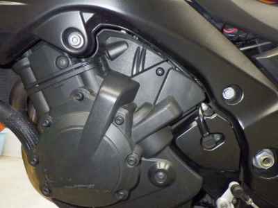 Suzuki GSR400 2011