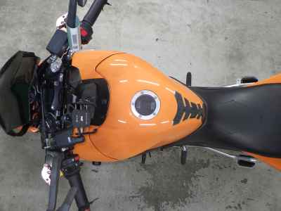 Suzuki GSR400 2011
