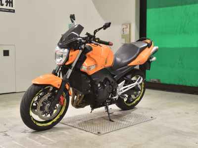 Suzuki GSR400 2011