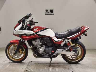 Honda CB400 Super Boldor 2009