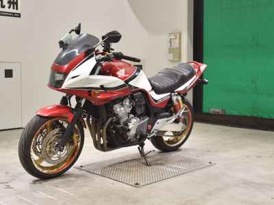Honda CB400 Super Boldor 2009