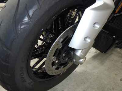 Triumph Rocket 3 R 2021