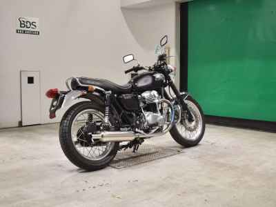 Kawasaki W650 2006