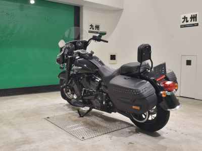 Harley-Davidson Heritage FLHCS1870 2020