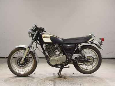 Yamaha SR500