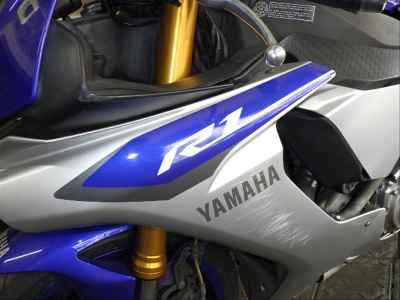 Yamaha YZF-R1 2015