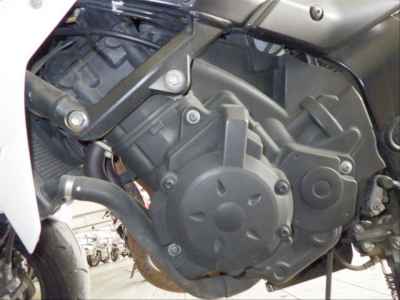Suzuki GSR750 2013
