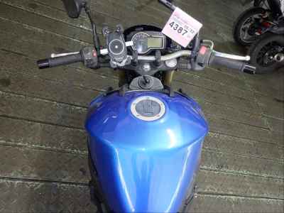 Suzuki GSR750 2013